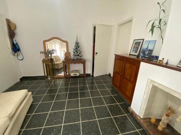 Casa para 2 Familias en venta en Merlo Sur