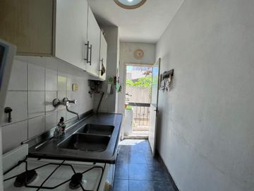 Venta de departamento 2 ambientes en San Cristobal