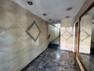 Venta de departamento 2 ambientes en San Cristobal
