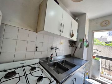 Venta de departamento 2 ambientes en San Cristobal