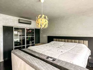 Casa de diseño en Venta Lago San Benito Villanueva