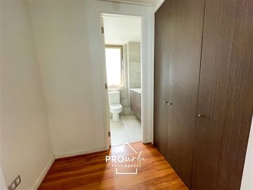Departamento en Venta en Carlos Lira Infante/Cristobal Colon