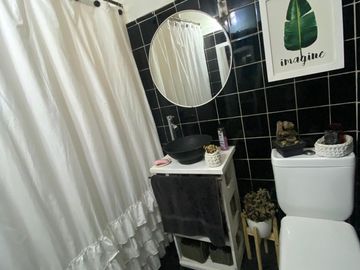 Casa en buenas condiciones, Berazategui,  centro