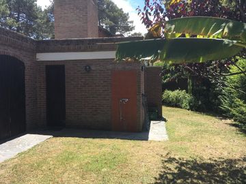 CASA VENTA PINAMAR ZONA IGLESIA 5 AMB GARAGE