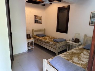 CASA VENTA PINAMAR ZONA IGLESIA 5 AMB GARAGE