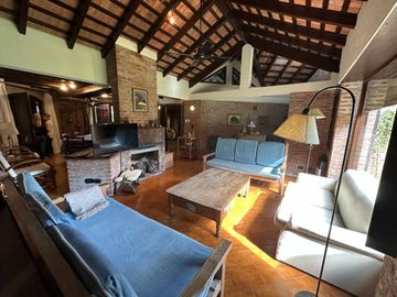 CASA VENTA PINAMAR ZONA IGLESIA 5 AMB GARAGE