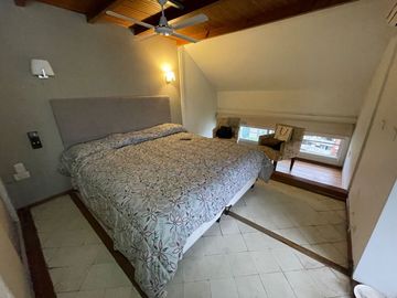 VENTA TRIPLEX 3 DORM A MTS DE NVA CBA - CRÉDITO