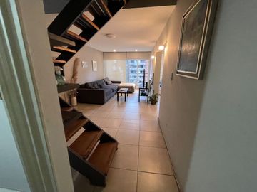 VENTA TRIPLEX 3 DORM A MTS DE NVA CBA - CRÉDITO
