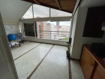 VENTA TRIPLEX 3 DORM A MTS DE NVA CBA - CRÉDITO
