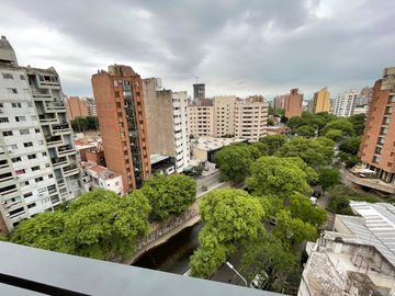 VENTA TRIPLEX 3 DORM A MTS DE NVA CBA - CRÉDITO