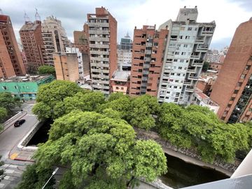 VENTA TRIPLEX 3 DORM A MTS DE NVA CBA - CRÉDITO