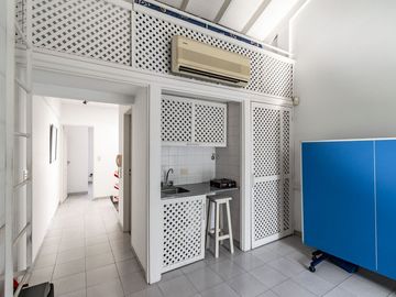 VENTA CASA TRIPLEX 6 AMB. EN V.URQUIZA CON COCHERA
