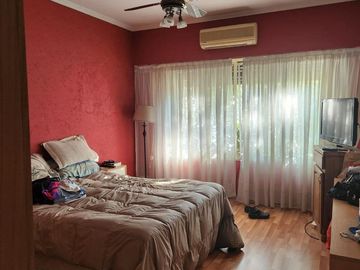 CASA VENTA 5 AMBIENTES RAMOS MEJIA SUR PILETA