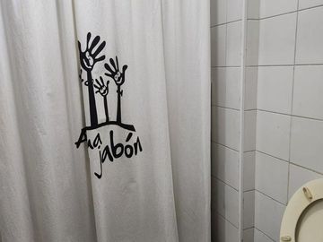 CASA VENTA 5 AMBIENTES RAMOS MEJIA SUR PILETA