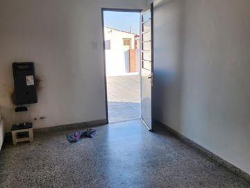 CASA VENTA 5 AMBIENTES RAMOS MEJIA SUR PILETA