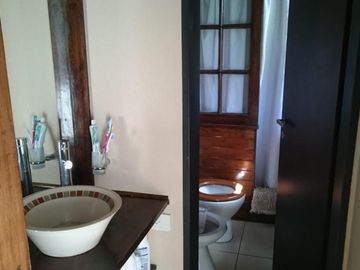 OPORTUNIDAD!! HERMOSO CHALET DE 650m2 LOTE DE 10X65 EN ITUZAINGÃ NORTE PARQUIZADO CON 3 COCHERAS Y QUINCHO