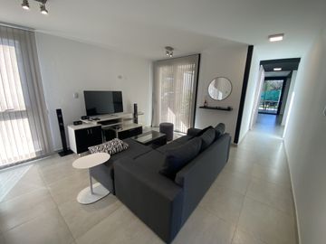 CASA EN VENTA BARRIO PRIVADO LAS CAÃITAS