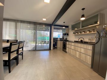 CASA EN VENTA BARRIO PRIVADO LAS CAÃITAS