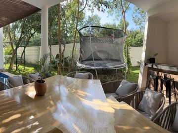 Renta Hermosa Residencia en Privada Yucatan Country Club