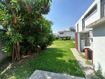 Casa con excedente en venta en Monterrey, colonia Gonzalitos