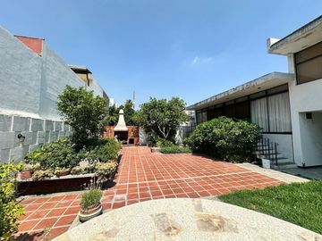 Casa con excedente en venta en Monterrey, colonia Gonzalitos