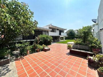 Casa con excedente en venta en Monterrey, colonia Gonzalitos