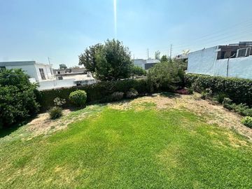 Casa con excedente en venta en Monterrey, colonia Gonzalitos