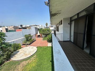 Casa con excedente en venta en Monterrey, colonia Gonzalitos