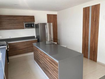 Casa en condominio en venta en San Gaspar Tlahuelilpan, Metepec, México