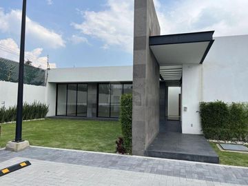 Casa en condominio en venta en San Gaspar Tlahuelilpan, Metepec, México