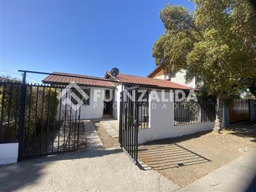 Casa en Venta en Av Argentina / Av Pajaritos