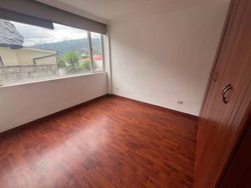 Casa de venta La Primavera Cumbayá