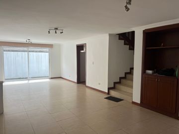 Casa de venta La Primavera Cumbayá
