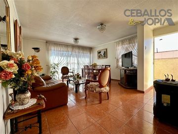 Casa en Venta en Victoria, Villa Alemana