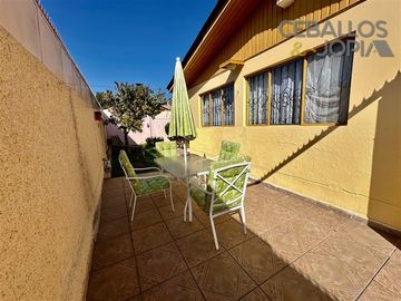 Casa en Venta en Victoria, Villa Alemana