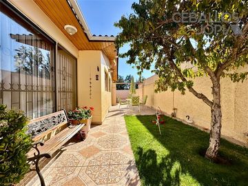 Casa en Venta en Victoria, Villa Alemana