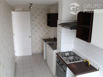 Departamento en Venta en Recoleta, metro Cementerios