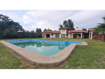 Venta Parcela de Agrado 4D 3B piscina Los Placeres Rinconada