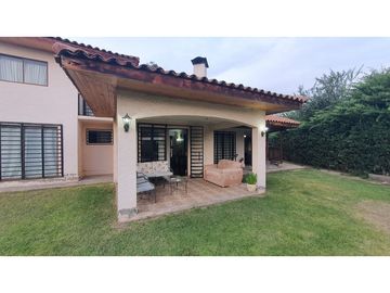 Venta Parcela de Agrado 4D 3B piscina Los Placeres Rinconada