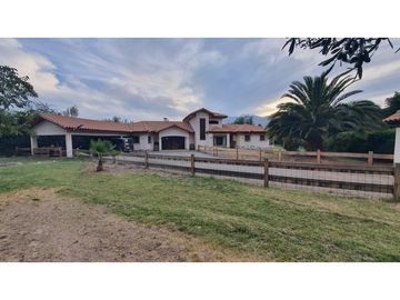 Venta Parcela de Agrado 4D 3B piscina Los Placeres Rinconada