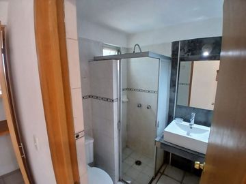 CASA EN VENTA DENTRO DE COTO  EN VILLAS DE ZAPOPAN