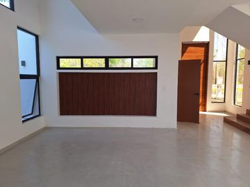gran casa nueva, gran terreno- 3 habitaciones - bonita privada con amenidades