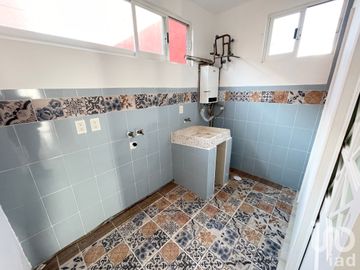 CASA AMPLIADA EN BOSQUES RESIDENCIAL ICA ZINACANTEPEC, EDO MEX