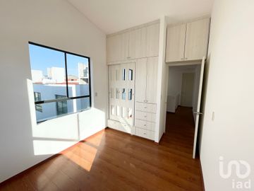 CASA AMPLIADA EN BOSQUES RESIDENCIAL ICA ZINACANTEPEC, EDO MEX