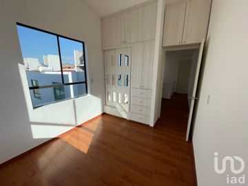 CASA AMPLIADA EN BOSQUES RESIDENCIAL ICA ZINACANTEPEC, EDO MEX