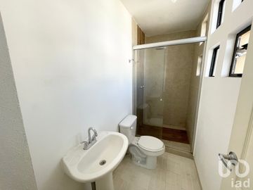 CASA AMPLIADA EN BOSQUES RESIDENCIAL ICA ZINACANTEPEC, EDO MEX