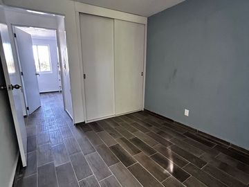 Departamento en Venta CENTRICO Remodelado, 3 Recámaras en La Colina Morelia $1,490,000