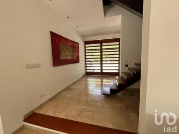 Se vende casa estilo Minimalista en Playa del Carmen, Quintana Roo
