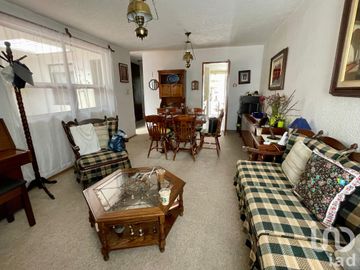 Se Vende Casa en Víveros del Valle, Tlalnepantla, Edo. Méx