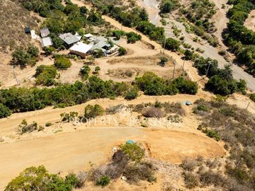 Gran Terreno en Condominio Coguiles